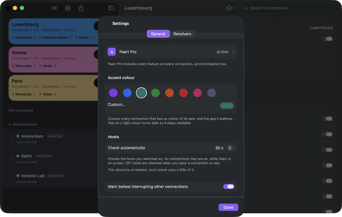 Paart Settings on a Mac: Paart Pro active, an Accent colour palette with teal selected, and hosts checked automatically every 30 s; behind it, connections in their own colours.